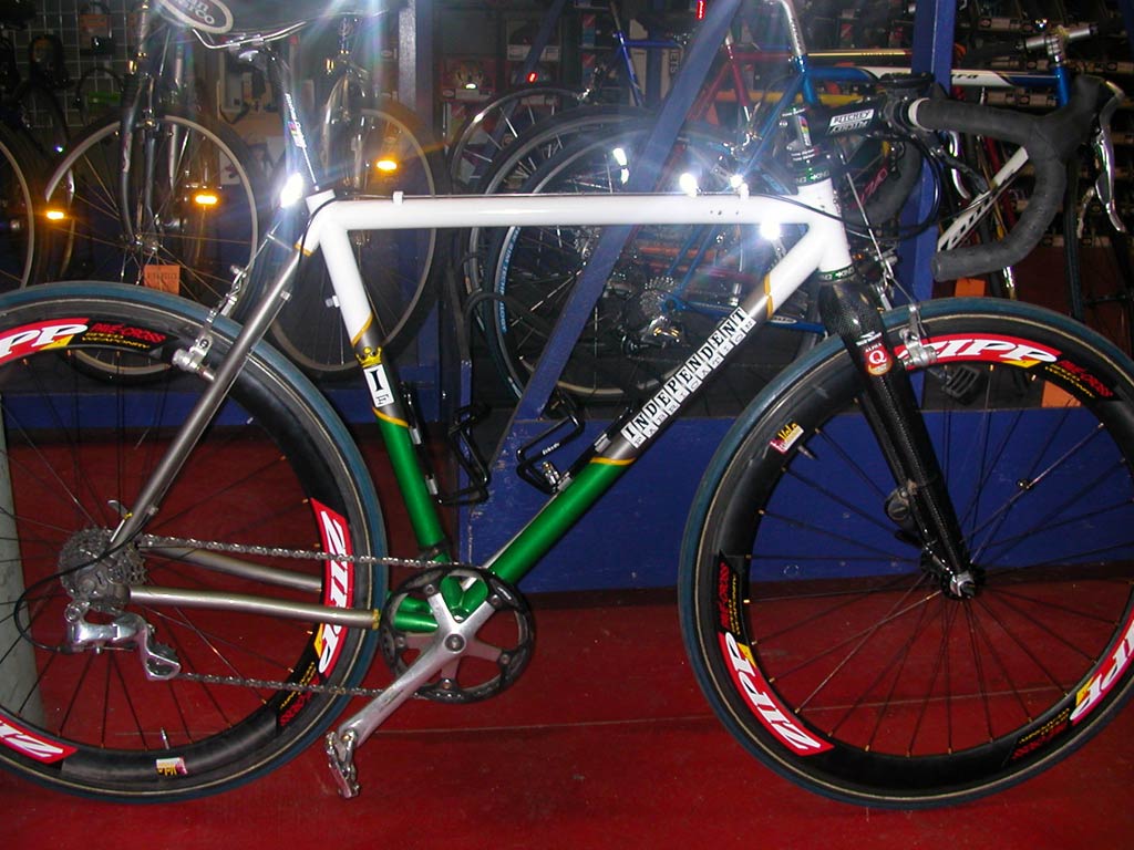 Titanium Planet Cross with Team Panels